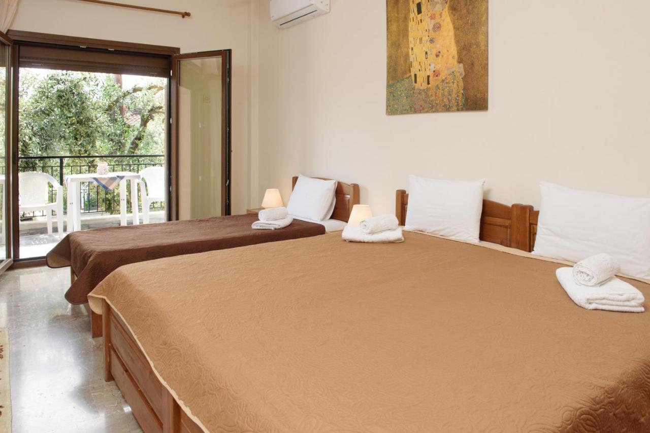 Dili Apartments Иериссос Экстерьер фото