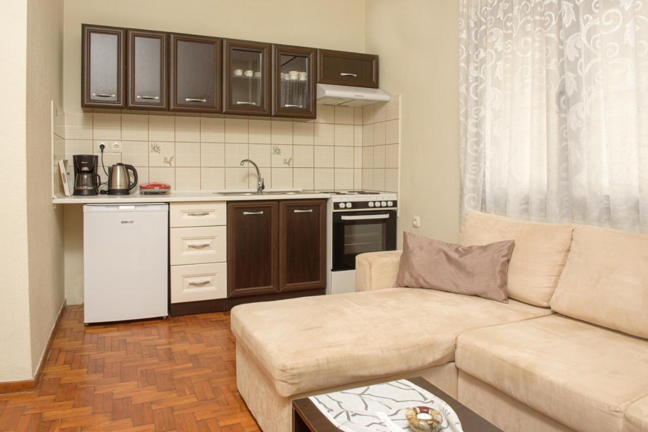 Dili Apartments Иериссос Экстерьер фото